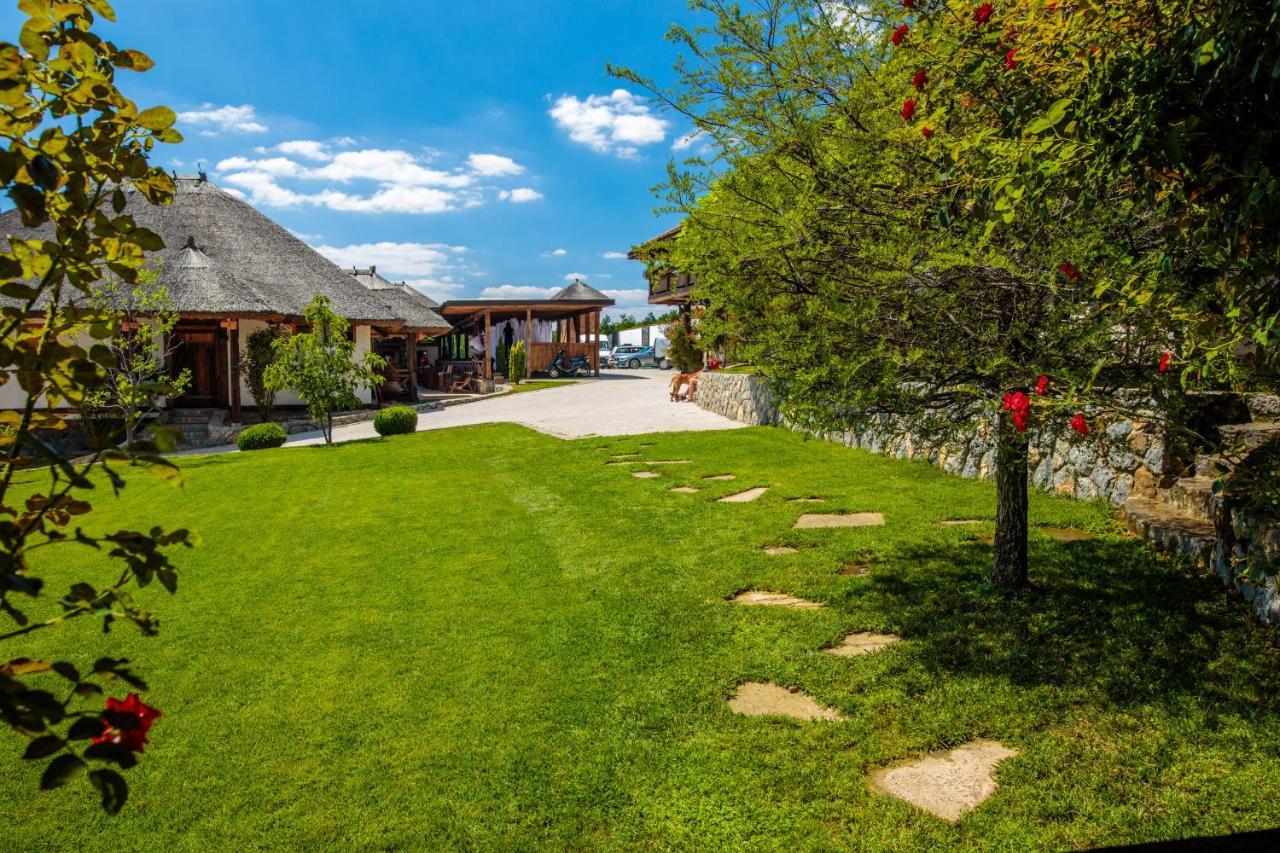 Woodland Resort Kragujevac Dış mekan fotoğraf