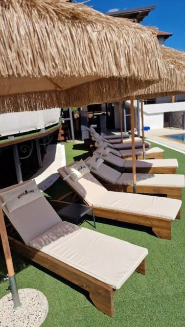 Woodland Resort Kragujevac Dış mekan fotoğraf