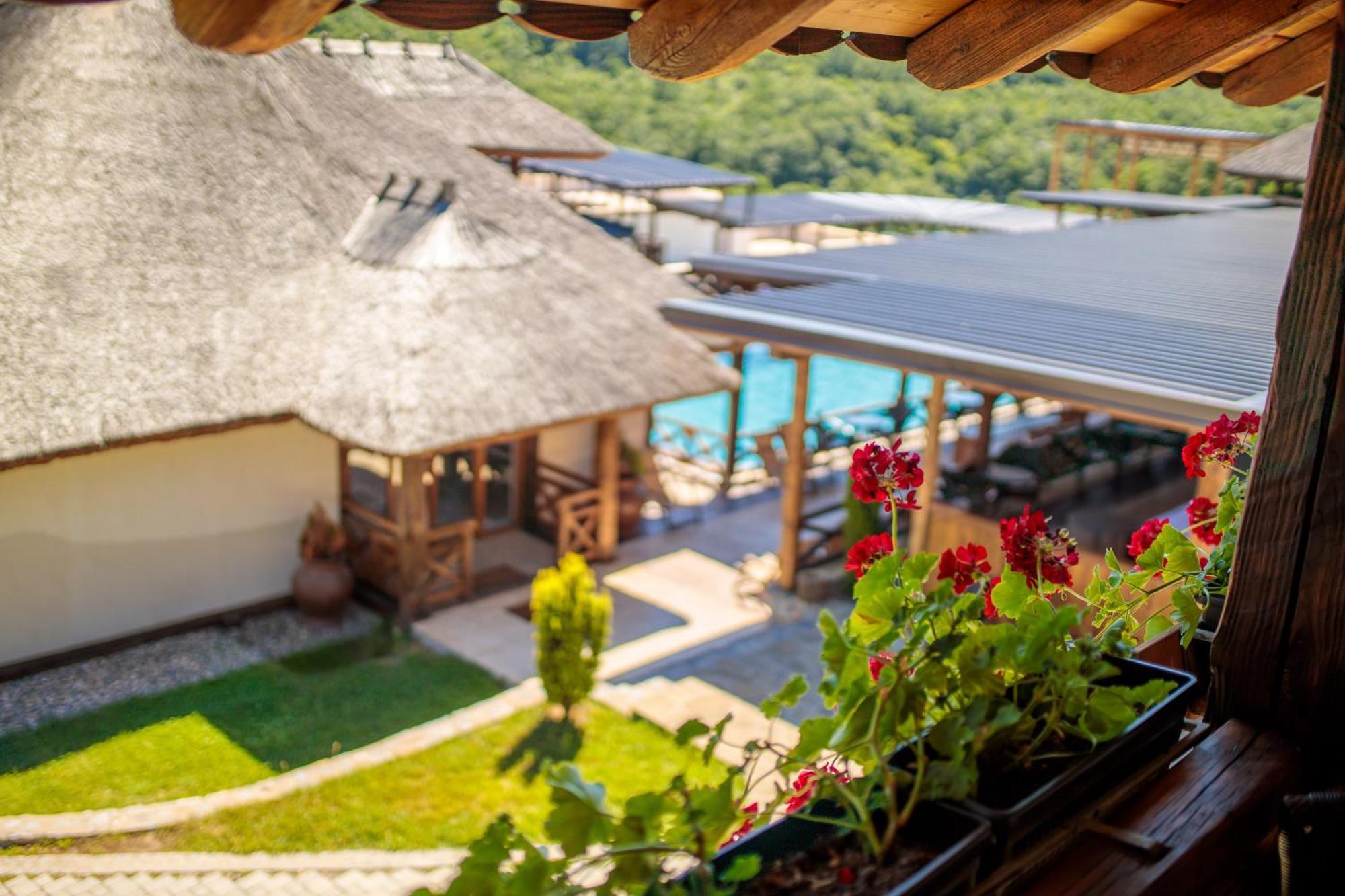 Woodland Resort Kragujevac Dış mekan fotoğraf